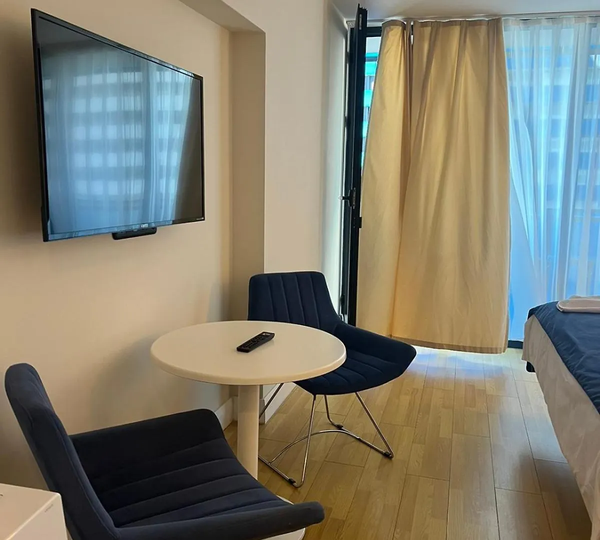 アパートホテル Apartment N1 Batumi Orbi City グルジア
