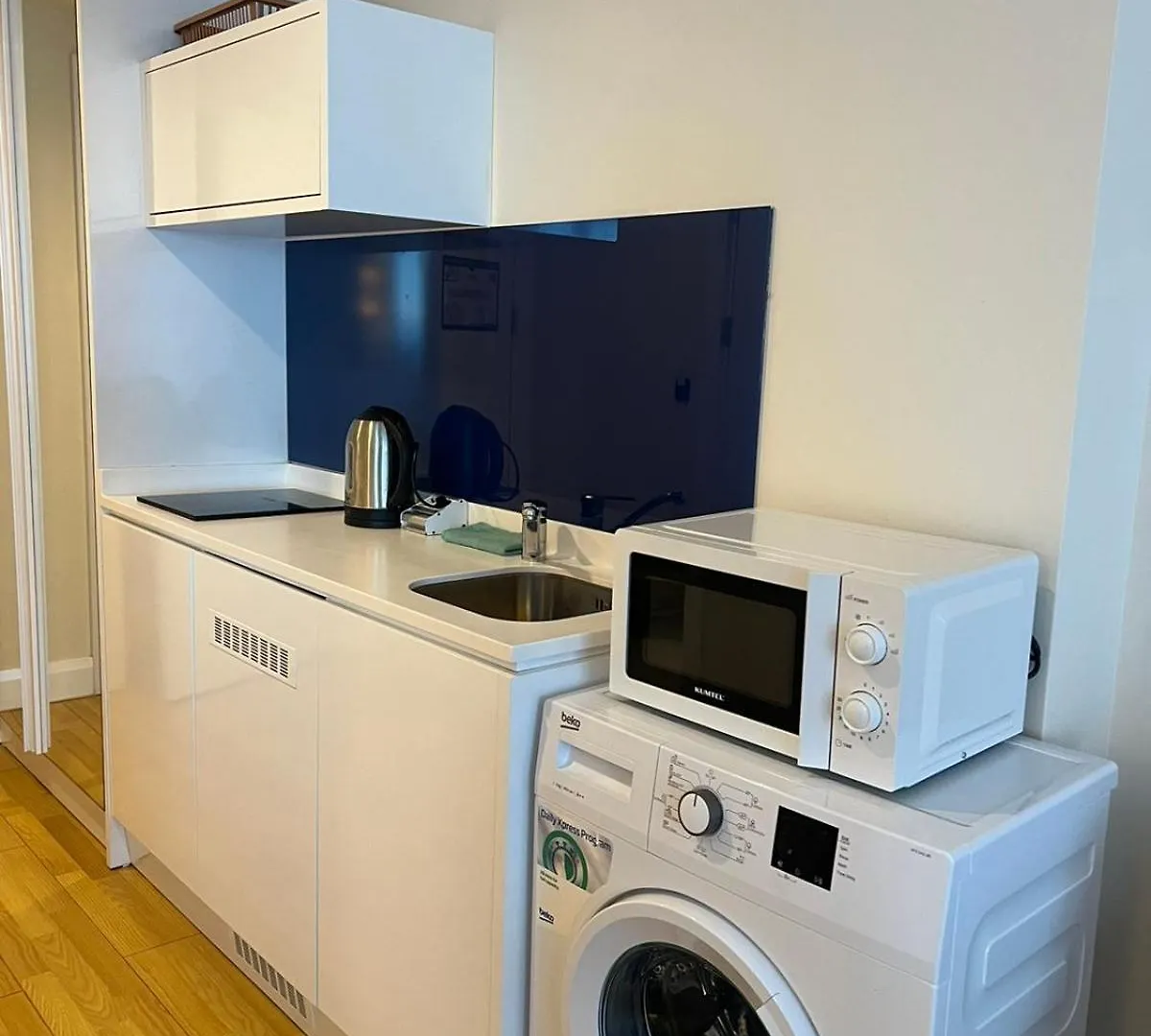 アパートホテル Apartment N1 Batumi Orbi City グルジア