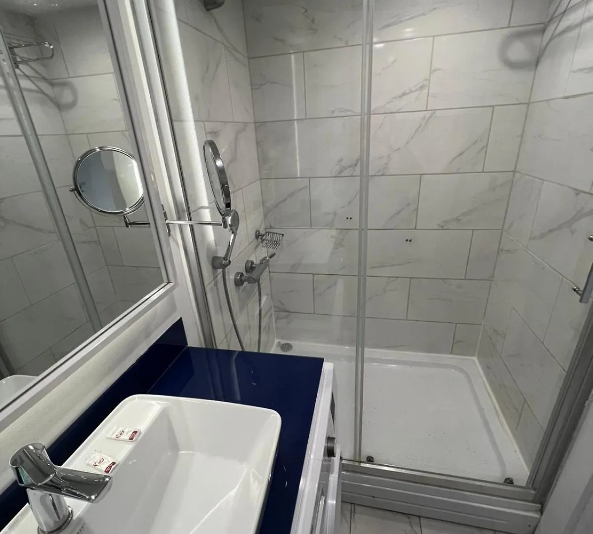 Apartment N1 Batumi Orbi City 0*,